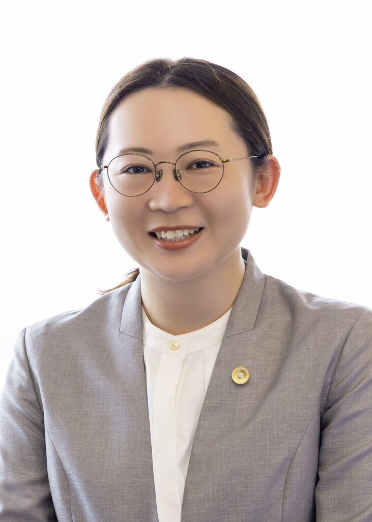 弁護士 西村 菜摘（にしむら なつみ）